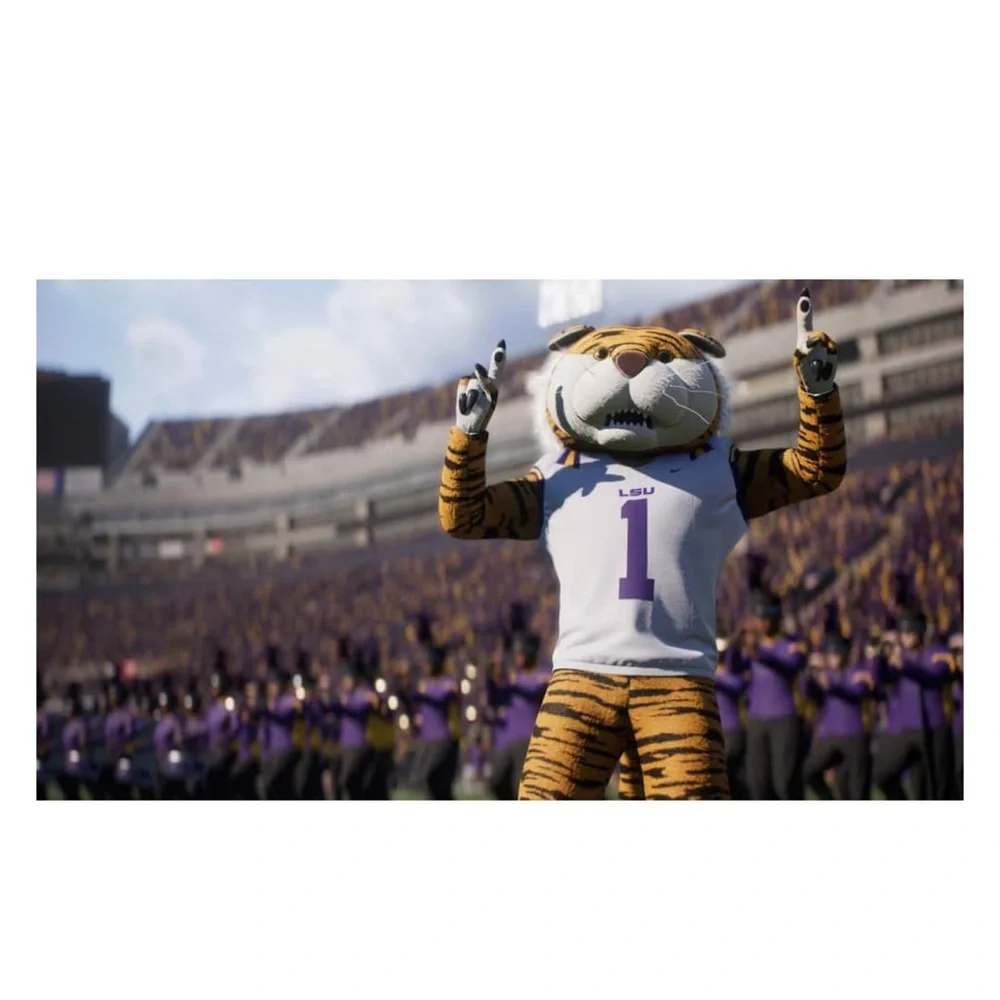Xbox Series X College Football 25 - Green and White
